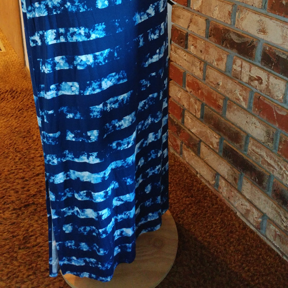 a.n.a - Tie-dyed striped Rayon knit skirt - Picture 4 of 7
